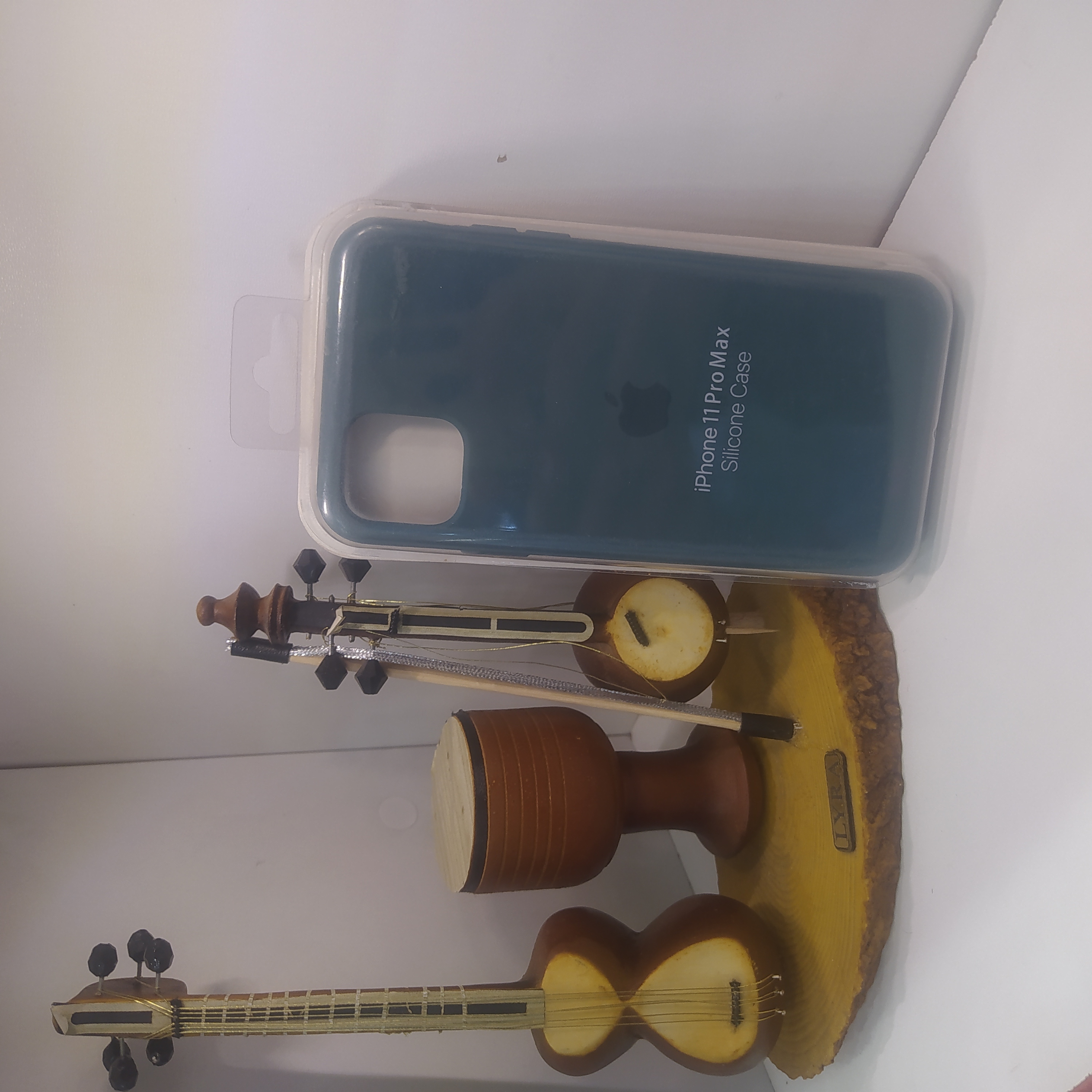 کاور سیلیکونی زیربسته iPhone 11 Pro Max